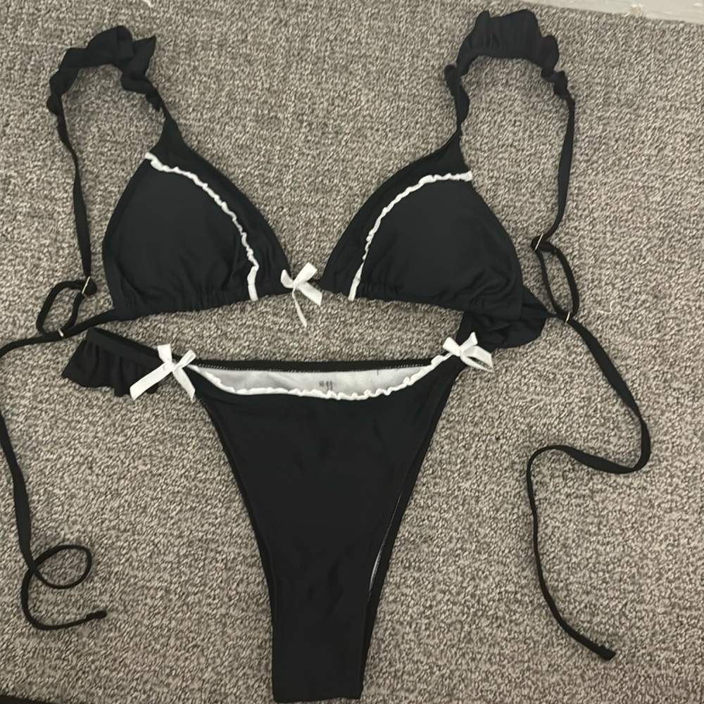 Bow Detail Bikini